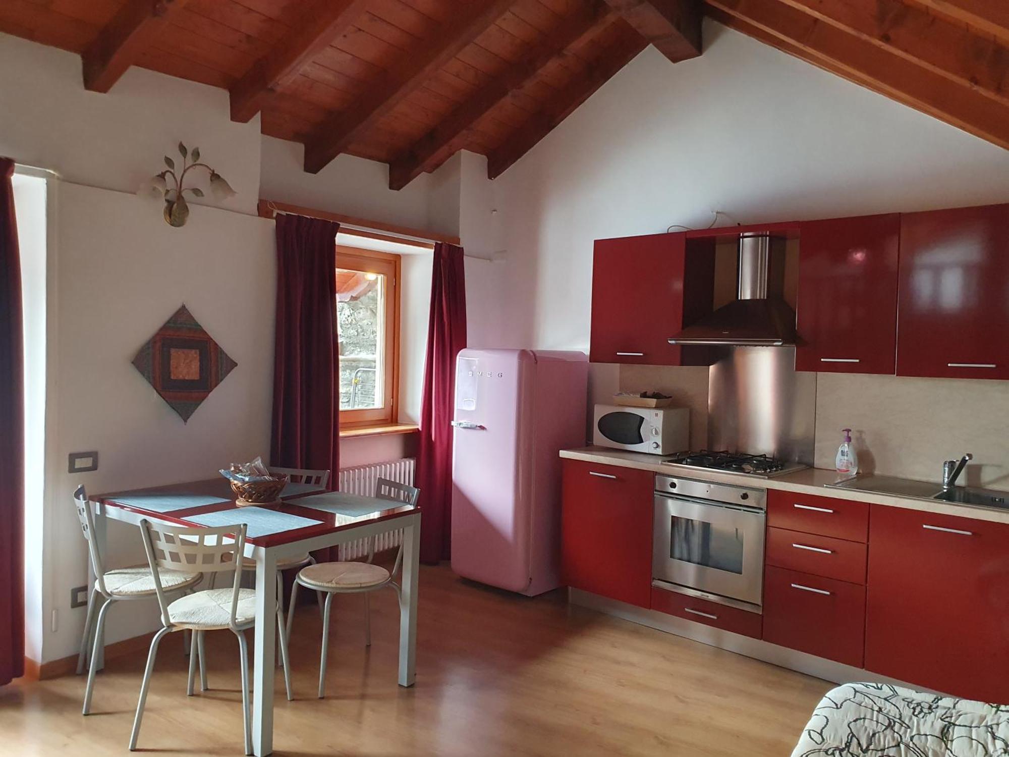 Appartamenti Vacanze E Camere Roccetta Fiorita Pettenasco Szoba fotó