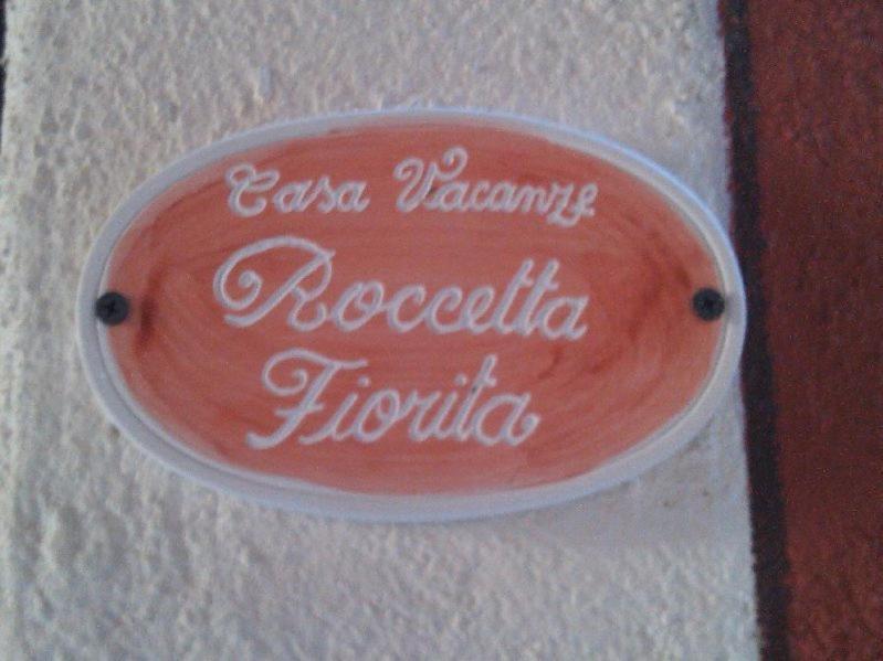 Appartamenti Vacanze E Camere Roccetta Fiorita Pettenasco Kültér fotó
